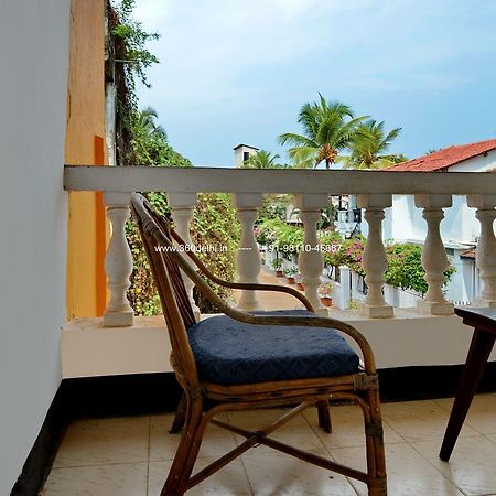 Ave Maria Guest House Candolim Bagian luar foto